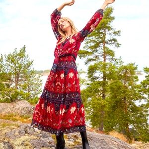 NWOT LOFT red  floral tiered dress